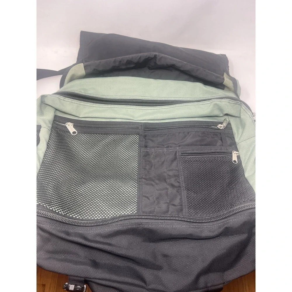 LL Bean Messenger Bag Backpack Carry On Computer‎ Green Convertible
